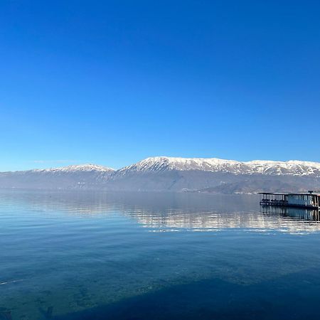 Lake Ohrid Guesthouse "Villa Valentina" Pogradec Extérieur photo