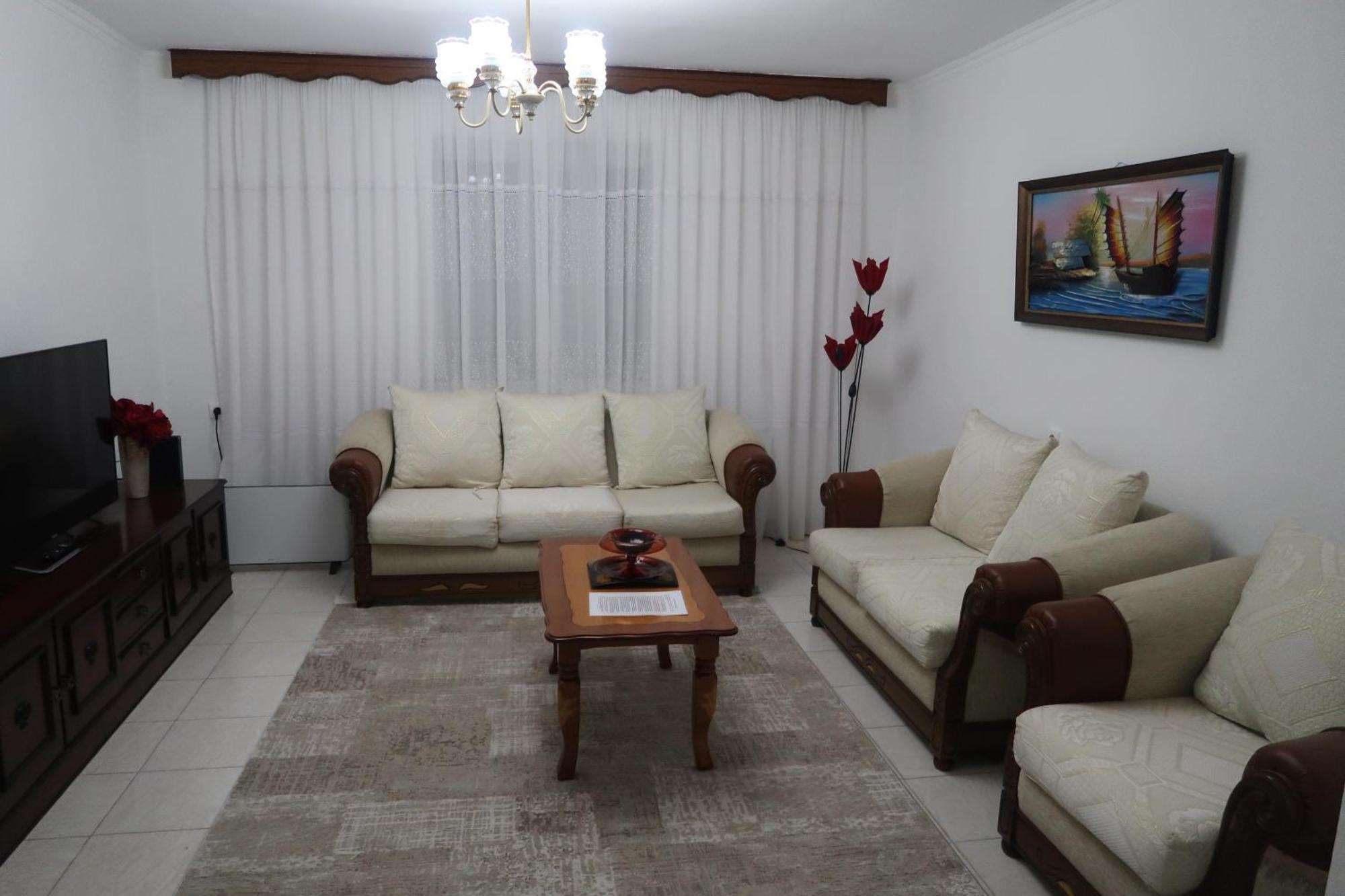 Lake Ohrid Guesthouse "Villa Valentina" Pogradec Extérieur photo